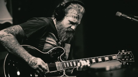 Mastodon'un efsanevi gitaristi Brent Hinds motosiklet kazasında hayatını kaybetti