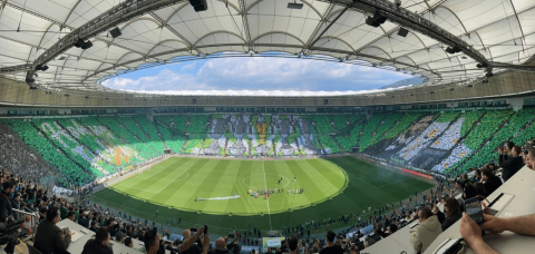 Bursaspor taraftarından görsel şölen: 40 bin kartonla dev koreografi!