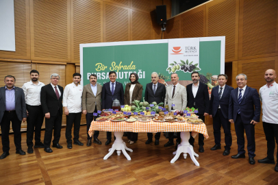 Bursa'nın asırlık lezzetleri aynı sofrada buluştu