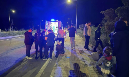 Direksiyon hakimiyetini kaybetti, tarlaya uçtu: 4 yaralı