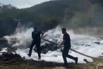 Anız yangınında 3 dönüm alan ile traktör ve patoz makinesi zarar gördü
