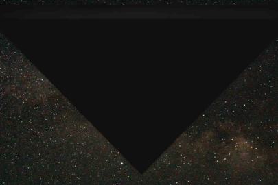 ABD, UFO’lar hakkında yeni görüntü ve belgeler yayınladı

