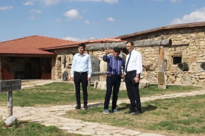 KUDAKA ile Kenan Yavuz Etnografya Müzesi arasında kültürel miras ve turizm iş birliği görüşmesi
