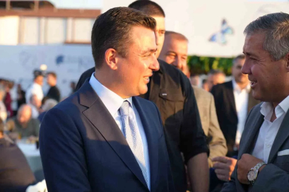 Bahçeli, MHP İl Başkanı’nın oğlu Enes Doğan’ın düğününe katıldı
