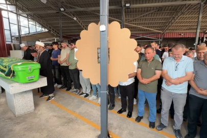 Elektrik akımına kapılarak hayatını kaybeden genç toprağa verildi
