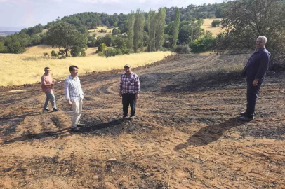 Kütahya Mustafalar köyünde yangın sonrası zarar gören alanlarda hasar tespit çalışması
