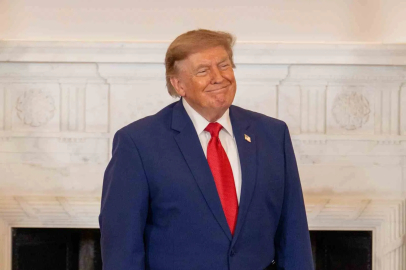 Trump: "İran ile temasları fazla büyütmeden yürütüyoruz"

