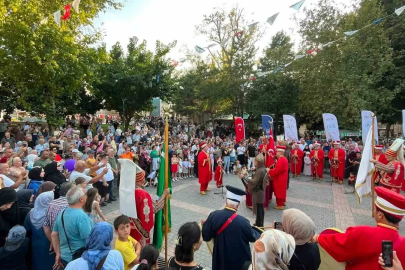 Bursa’da 700 yıllık fetih ruhu marşlarla yaşatılıyor
