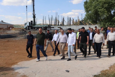 Vali Çelik, Karlıova’daki eğitim yatırımlarını yerinde inceledi
