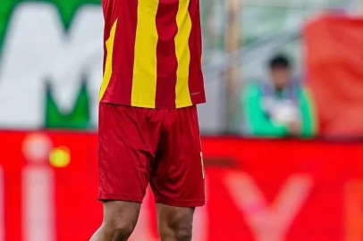 Kayserispor, Bennasser ile yollarını ayırdı
