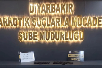Yuttukları 1 kilo 280 gram uyuşturucu madde ile yakalanan 2 kişi tutuklandı
