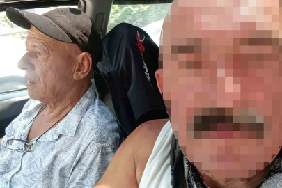 Ev arkadaşını kafasını çekiçle ezerek öldürdü
