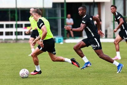 Beşiktaş’ta, Hradec Kralove maçı hazırlıkları devam etti
