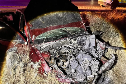 Kontrolden çıkan otomobil yol kenarına savruldu: 2’si ağır, 3 yaralı
