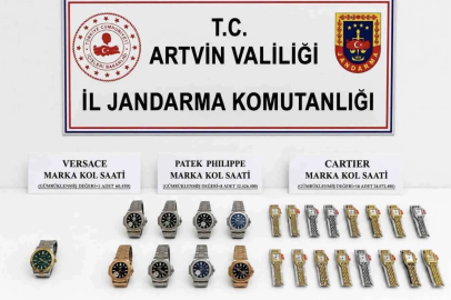 Ünlü markalara ait 56 milyonluk 25 adet kaçak kol saati gümrüğe takıldı
