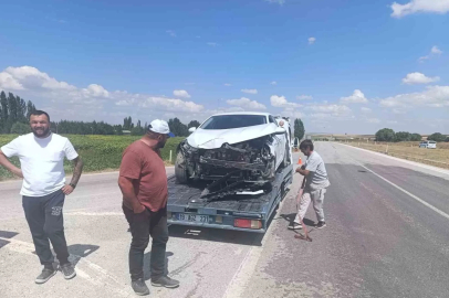 Çorum’da pikap ile otomobil çarpıştı: 2 yaralı
