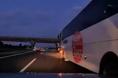 Bolu’da korku dolu anlar: Otobüs kaza yaptırdı, ailenin çığlıkları kameraya yansıdı

