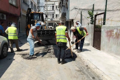 Akdeniz’de bozulan yollar için ekipler sahada

