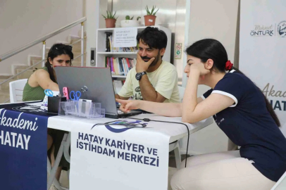 HBB, YKS tercih sürecinde adaylara ücretsiz danışmanlık hizmeti verdi
