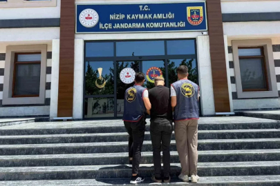 Kesinleşmiş 10 yıl cezayla aranan 2 şahıs yakalandı
