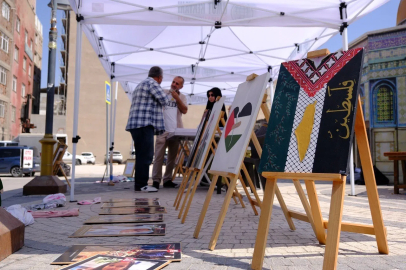 Van’da Filistin’e destek resim sergisi açıldı
