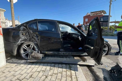 Karaman’da iki otomobil çarpıştı: 5 yaralı
