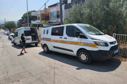 Urla’da korkunç olay: Anne ve oğlu evde ölü bulundu

