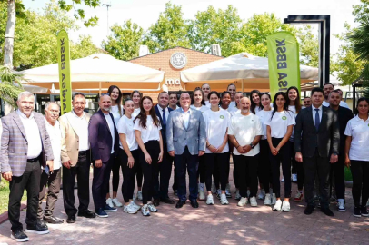 Başkan Dutlulu, voleybol ve hentbol takımlarıyla buluştu

