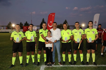 Denizli Büyükşehir Futbol Turnuvası kupalar sahiplerini buldu
