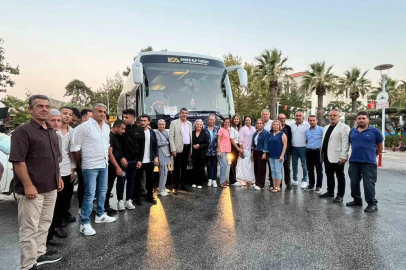 AK Parti İzmir’den 25’inci yıl buluşmasına 5 bin kişilik çıkarma
