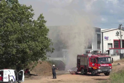 Kocaeli’de doğal gaz borusu delindi: Gaz metrelerce havaya yükseldi
