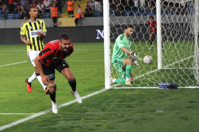 Trendyol Süper Lig: Gençlerbirliği: 2 - Fenerbahçe: 1 (Maç sonucu)
