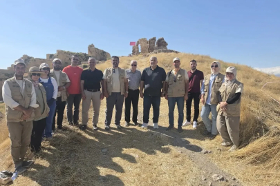 Bayburt Kalesi’ndeki kazı çalışmalarında 5 bin yıllık eser bulundu
