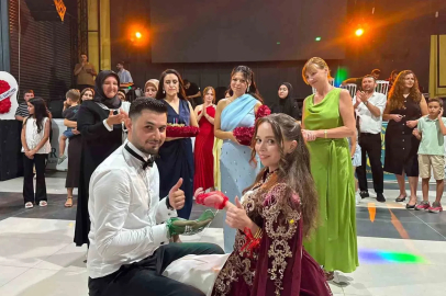 Polonyalı Julia ile Mustafa’nın baklavayla başlayan aşkı düğün pastasıyla taçlandı
