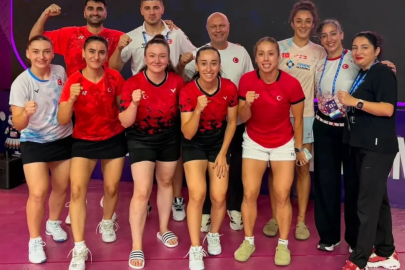 Milliler Hindistan’da
