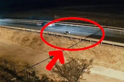 Motosikleti aküsü yüzünden bıraktı, hırsız fırsatı kaçırmadı
