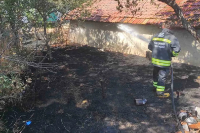 Eskişehir’de müstakil evin bahçesinden ahırı sıçrayan yangın büyümeden söndürüldü
