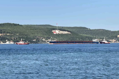 Çanakkale Boğazı’ndan geçen genel kargo gemisi makine arızası yaptı
