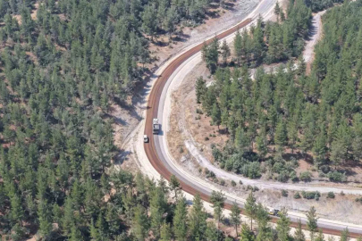 Dursunbey’de Başkan Akın’ın söz verdiği yol tamamlandı
