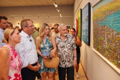 Ayvalık’ta Ressam Devrim Erbil ve sanat dünyasının usta isimleri buluştu
