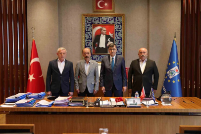 Kütahya’da yerel yönetimlerden 30 Ağustos Zafer Bayramı için iş birliği
