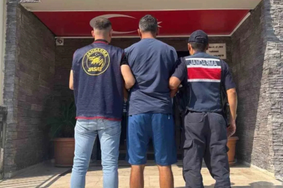 Antalya’da 14 yıl kesinleşmiş hapis cezası bulunan hükümlü yakalandı
