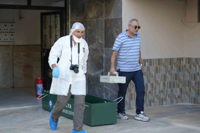Evde ölü bulunan anne ile kızının cenazeleri Adli Tıp Kurumu morguna gönderildi

