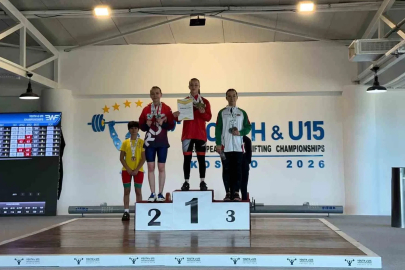 U-15 ve Yıldızlar Avrupa Halter Şampiyonası’nda millilerden 3 Avrupa rekoru

