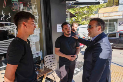 Vali Sözer, esnaf ve vatandaşların taleplerini dinledi
