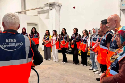 Elazığ’da AFAD gönüllülerine hafif arama ve kurtarma eğitimi

