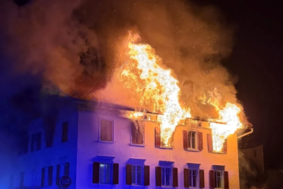İsviçre’de restoranda yangın: 8 yaralı, 5 kayıp
