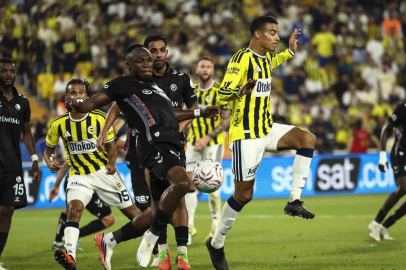 Trendyol Süper Lig: Fenerbahçe: 4 - Konyaspor: 2 (Maç sonucu)
