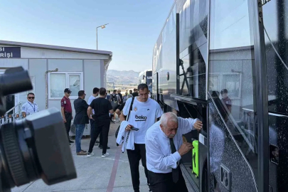 Beşiktaş kafilesi, Antalya’da
