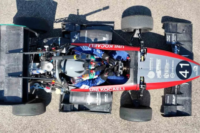 Genç mühendisler formula yarışlarına hazırlanıyor
